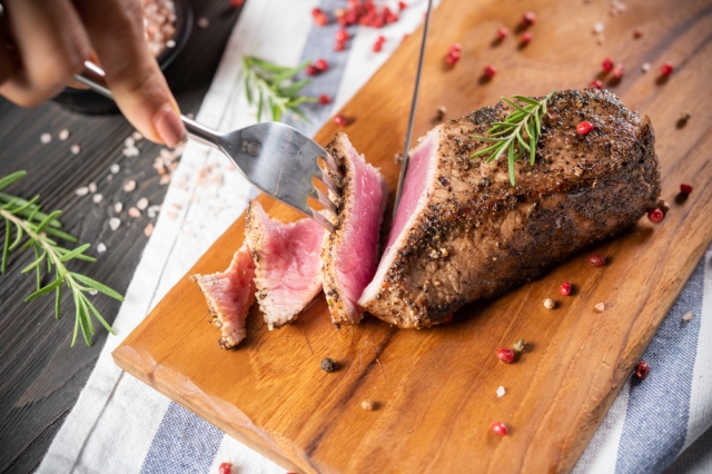Perfect Steaks Every Time: Why Restaurants Are Turning to Sous Vide Cooking